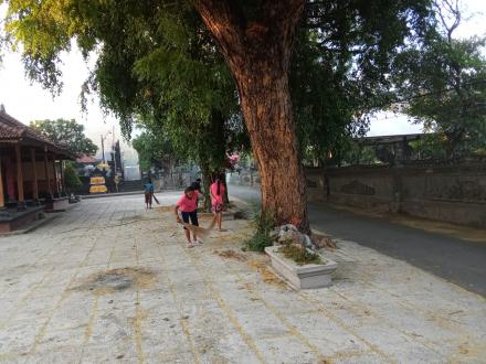 GIAT BERSIH DI WILAYAH DESA TINGA-TINGA