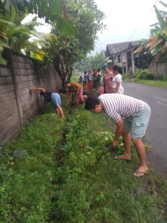 Giat Bersih di Wilayah Desa Tinga-tinga